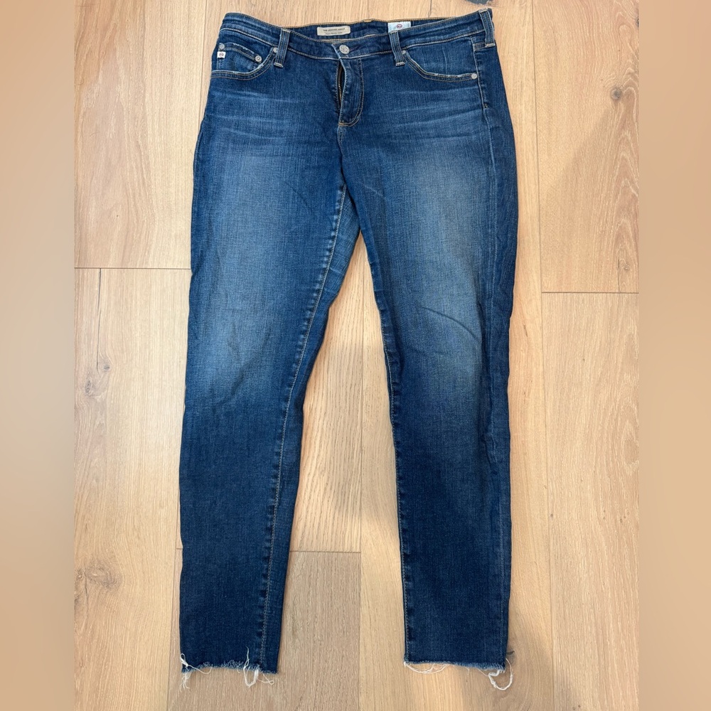 AG Jeans- The Leggigng Ankle- super skinny ankle